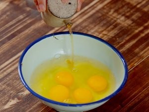 教你制作美味的剁椒炒鸡蛋