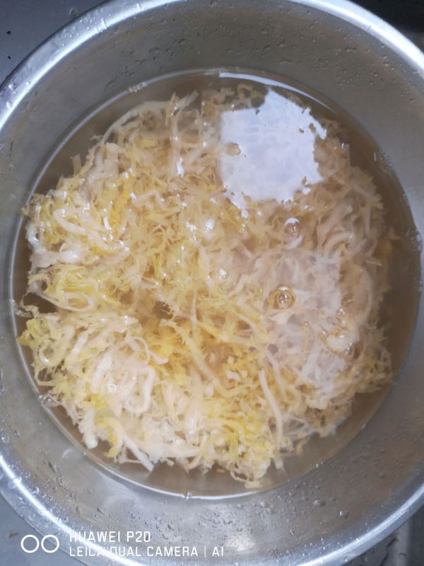 东北酸菜炒五花肉