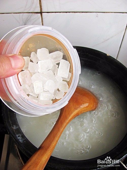 如何做出好吃的黑芝麻核桃粥
