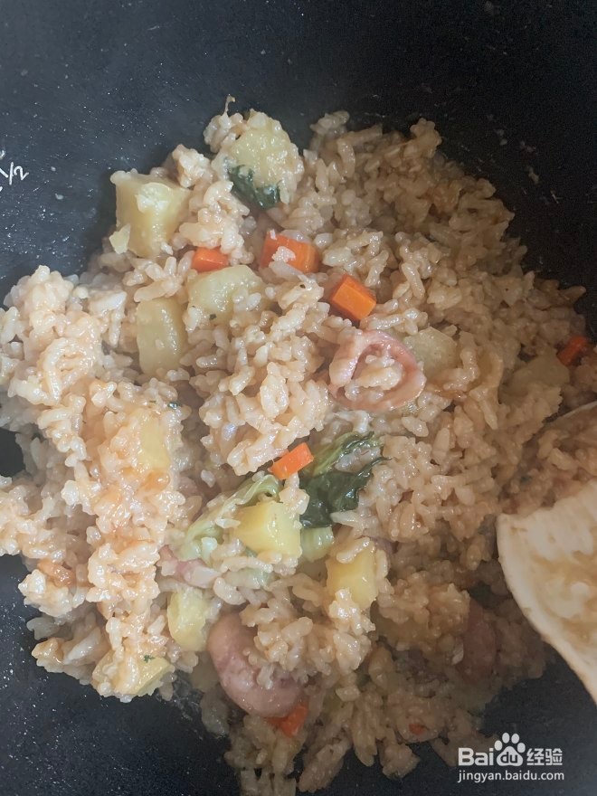 腊味煲仔饭的做法