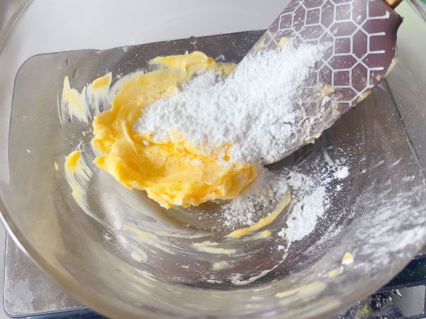 卡通布朗尼蛋糕