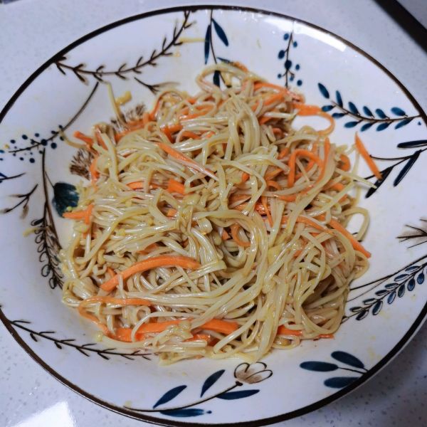 超级减脂凉拌金针菇