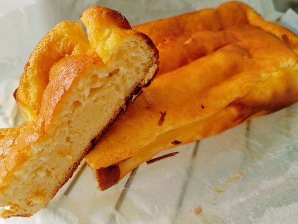 黄油酸奶蜂蜜蛋糕