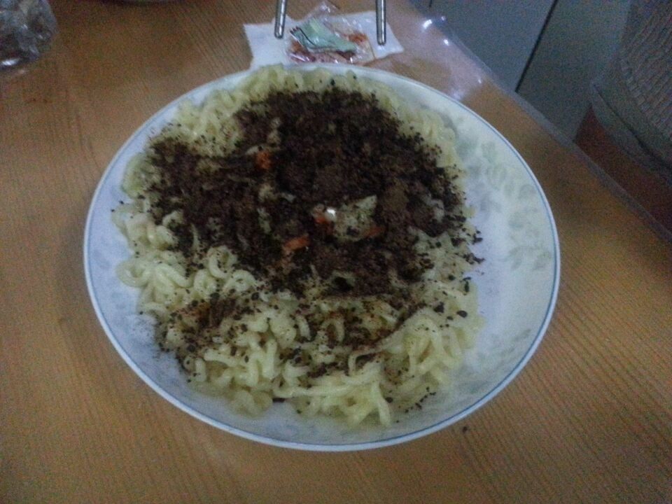 教你做美味的拌方便面，方便又好吃