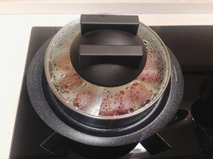 粒粒肠土豆焖饭做法