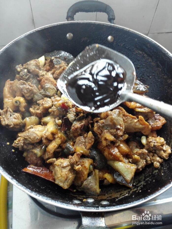 怎样制作五花肉烧甲鱼
