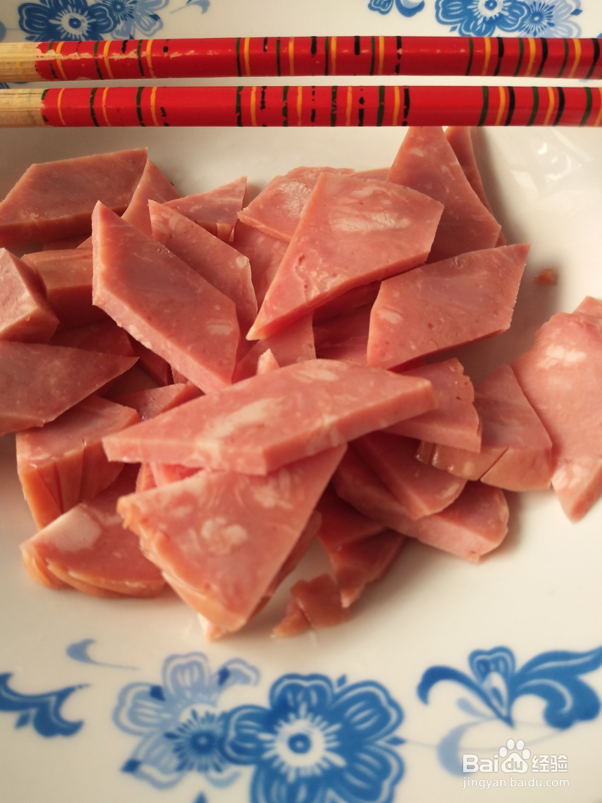 怎样做大葱爆火腿肠