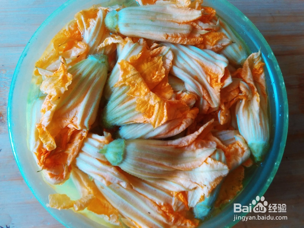 南瓜花瘦肉汤的家常做法