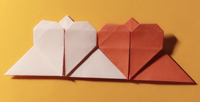 爱心书签折纸方法(一)