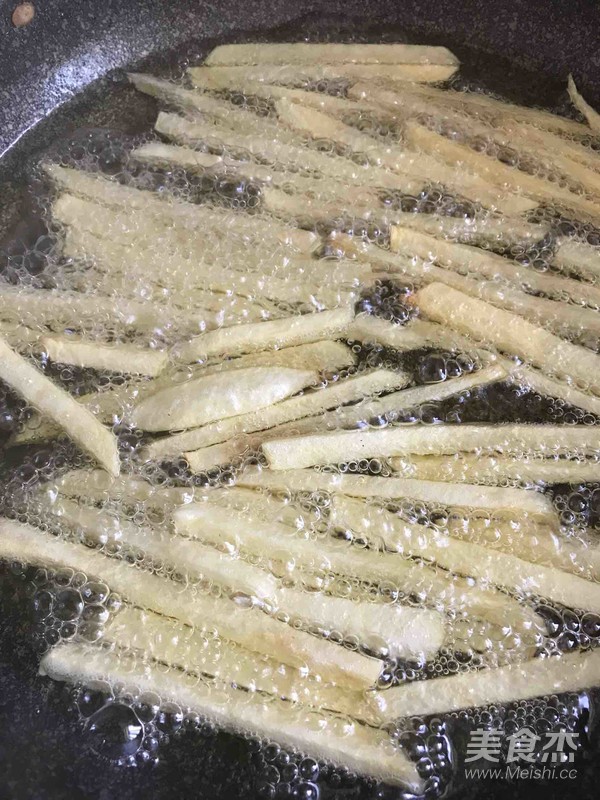 自制薯条的做法