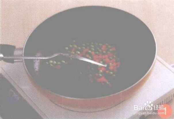 炒饭超简单超好吃制作方法,宅男必备