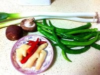 美味香辣小煎鸡