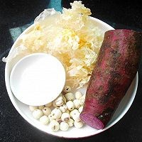 美容甜品之紫薯莲子银耳羹