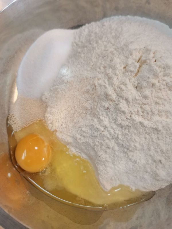 纯手工奶香椰蓉面包