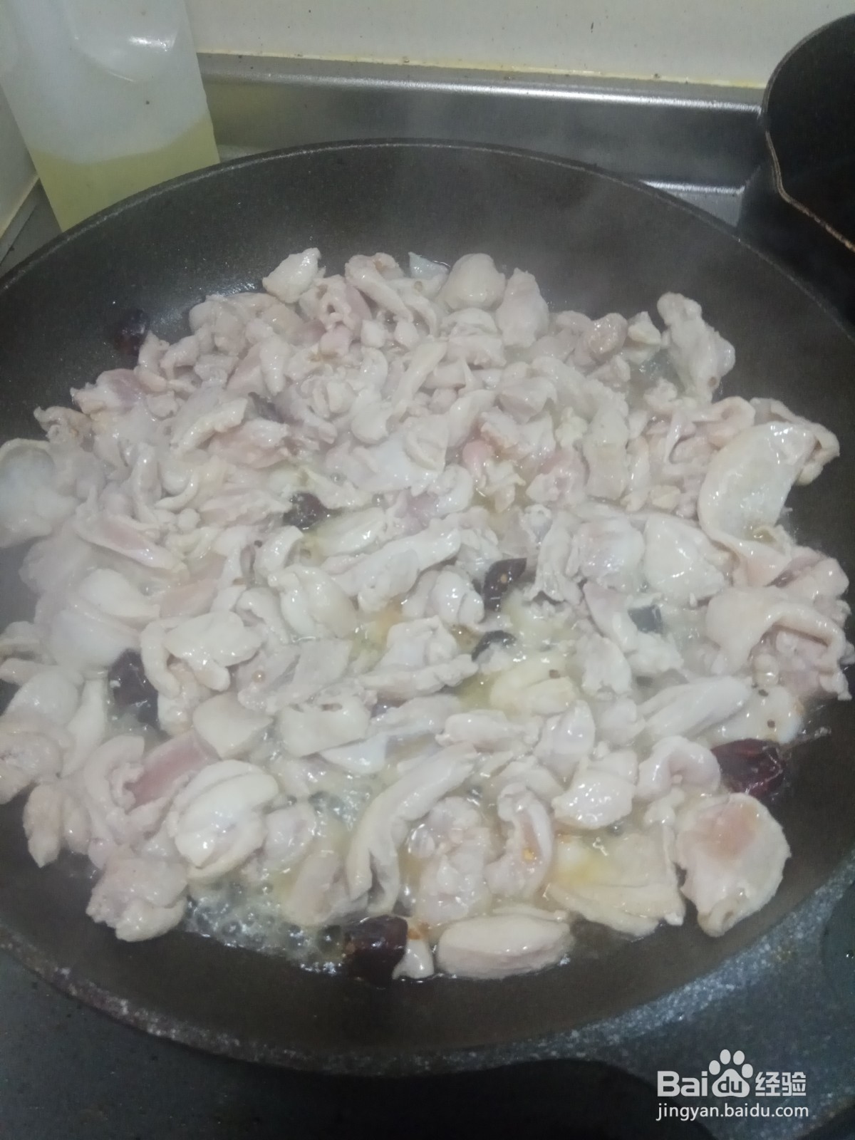 辣炒啤酒鸡—鸡腿肉的新鲜做法，简单又省事