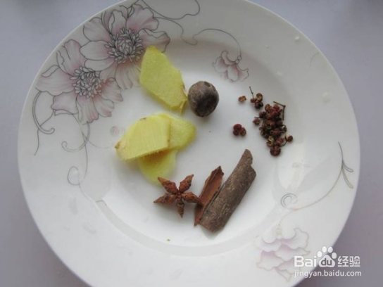 腐乳烧排骨的做法