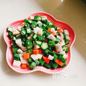 养生食补秋葵藕丁养生小炒的做法