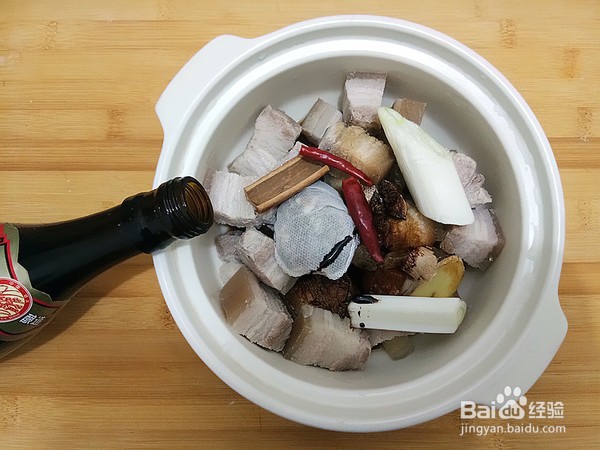 腐皮结烧肉的做法