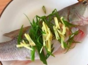 如何做清蒸鱼没有腥味？