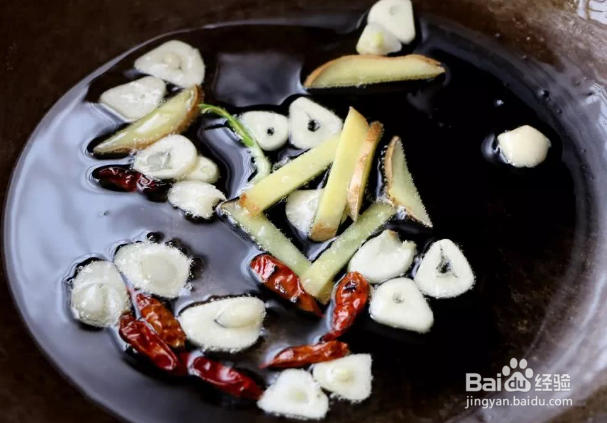 辣椒爆炒鱿鱼圈太好吃了，但要这样做才好吃