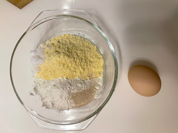 奶香红枣玉米发面饼