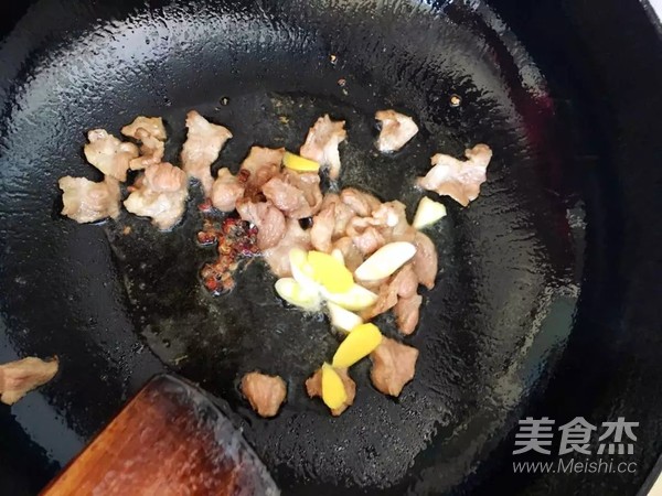 彩椒小炒肉的做法