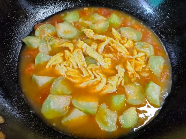 番茄丝瓜鸡蛋汤