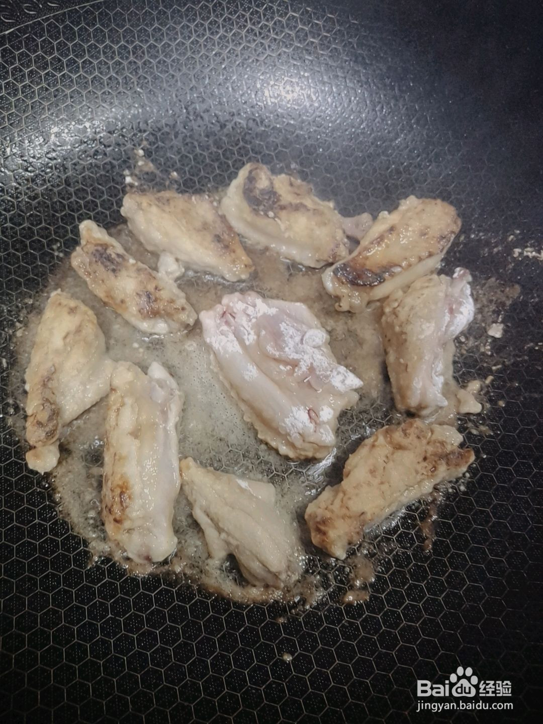 蛋黄焗鸡翅的做法