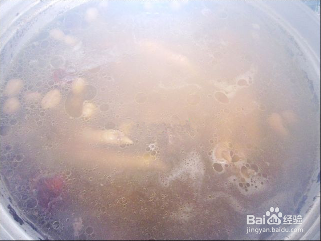 夏季养生 鸡爪花生眉豆汤