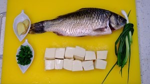 怎么做奶白鲫鱼豆腐汤