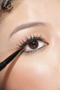 化眼妆的详细步骤