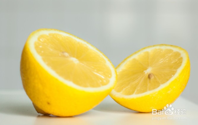 如何清理冰箱异味