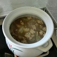 制作冬瓜粉丝丸子汤