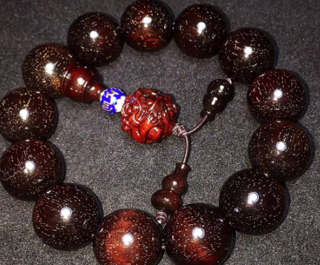 真的小叶紫檀珠子上有那种横着的指纹吗