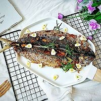 制作油煎鲅鱼