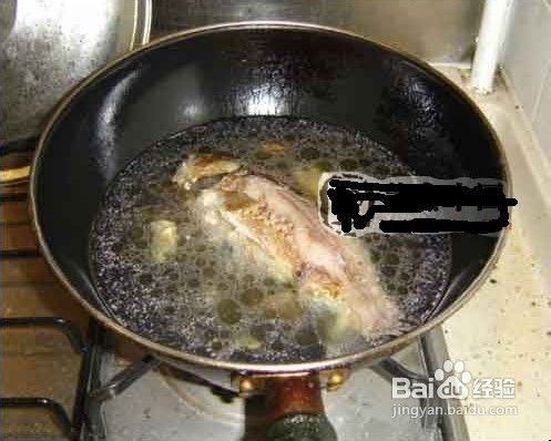 秘制奶汤鲫鱼