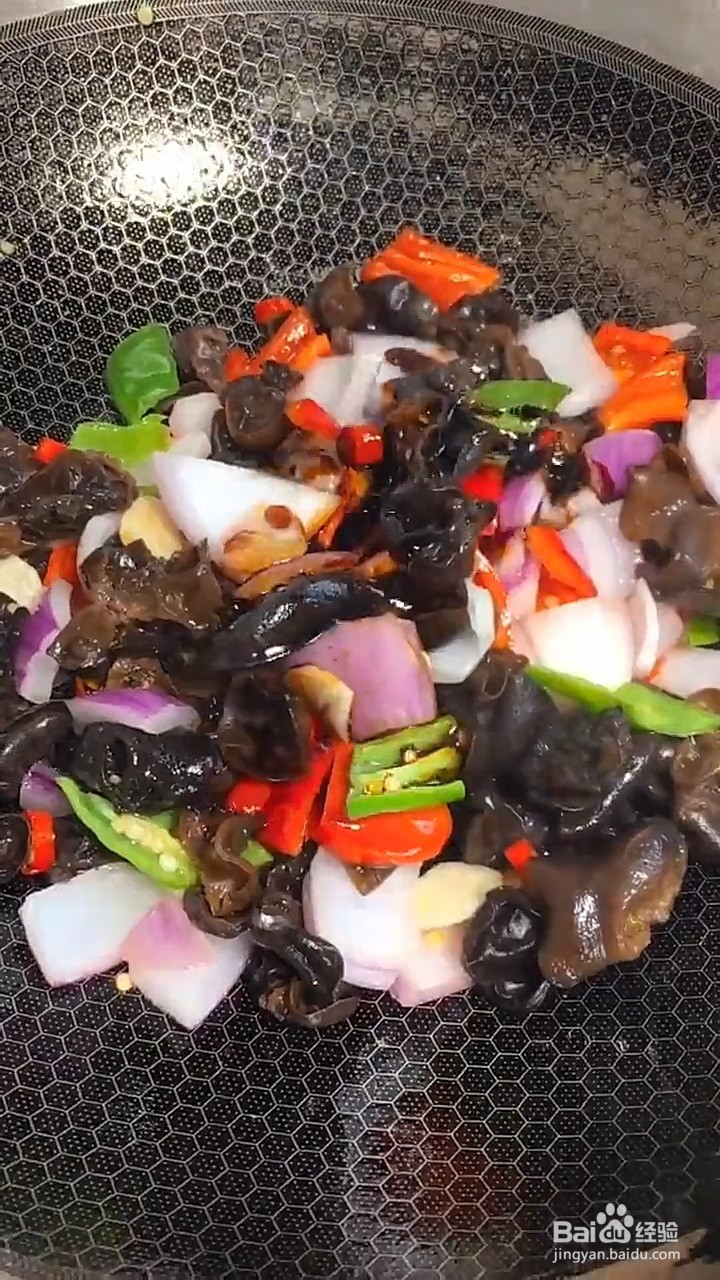 洋葱炒鸡蛋怎么做才好吃
