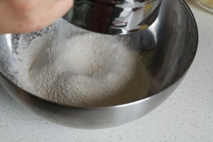 蔬菜奶酪面包的做法