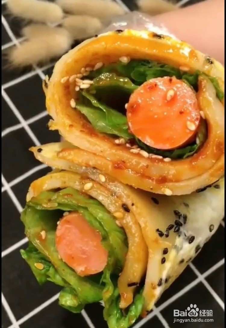 简单的早餐火腿青菜卷的做法