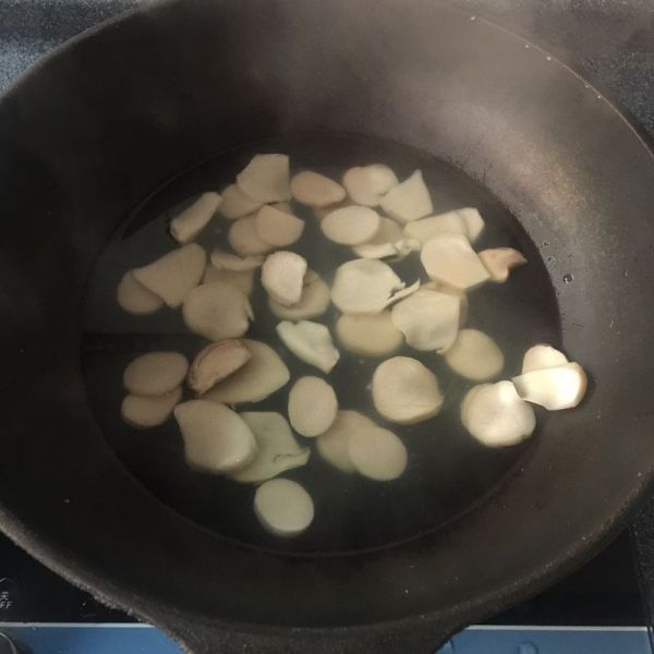 火腿鸡丁时蔬披萨