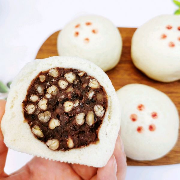 低糖果香红豆藜麦包子