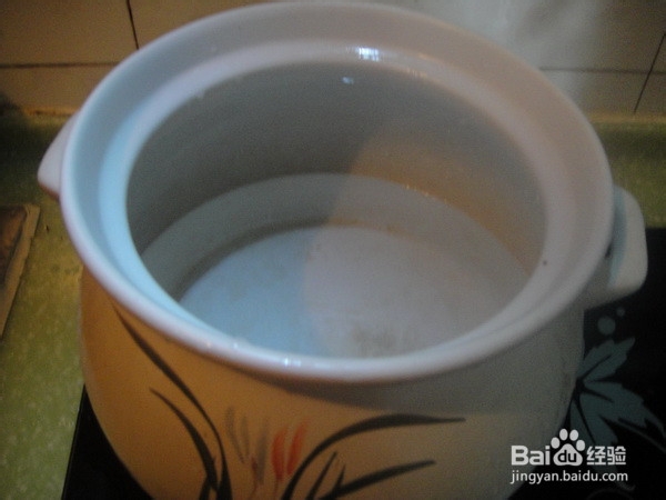 如何做花生猪脚汤?