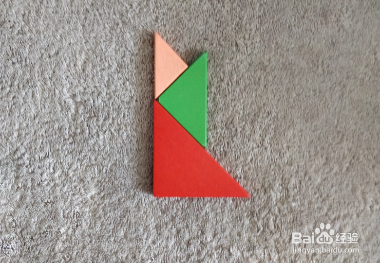 用七巧板怎样拼一只竖尾巴站着的狗？