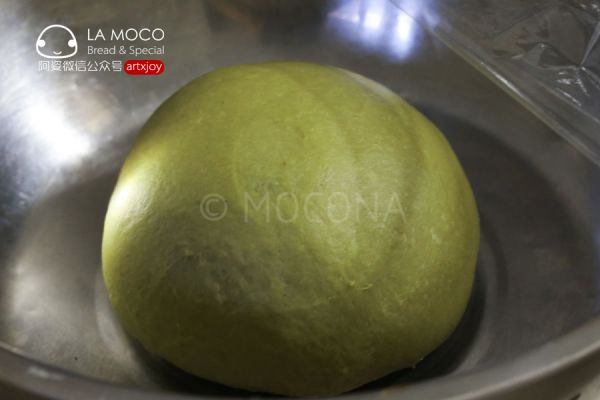 抹茶蜜豆小面包