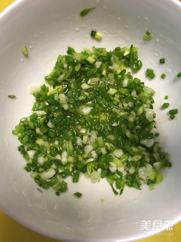 葱香花卷的做法