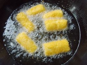 如何做蛋酥香蕉卷