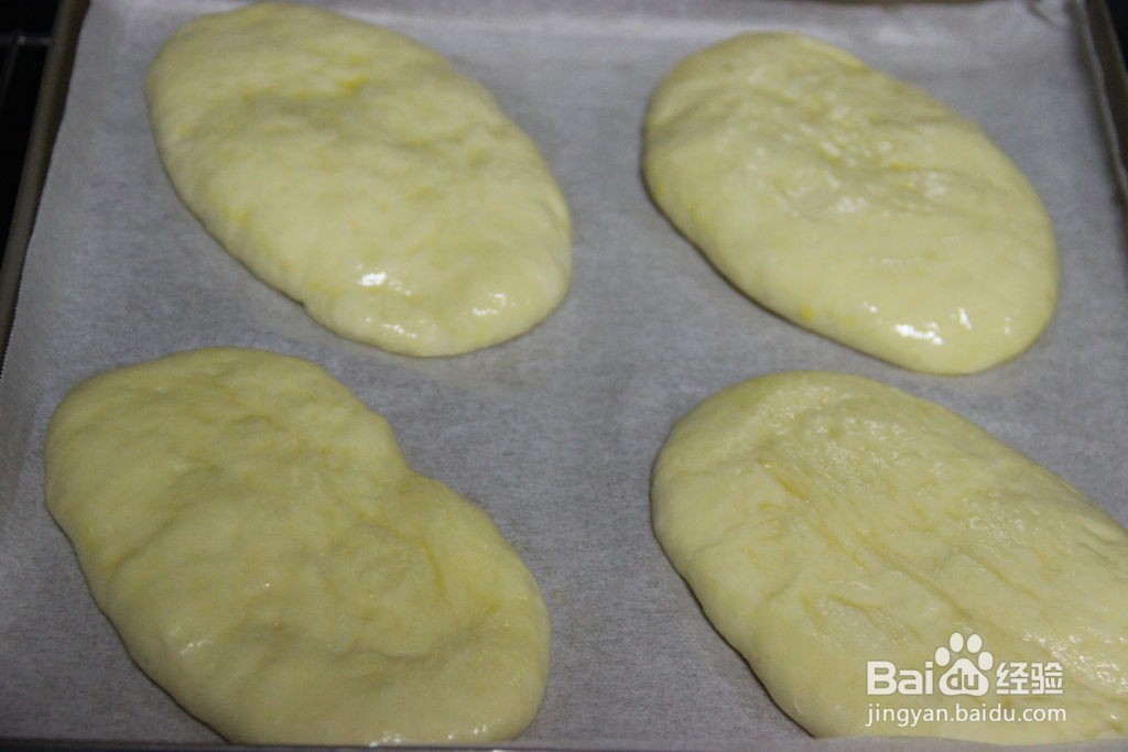 培根沙拉面包的做法