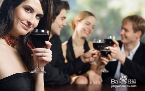 如何在无话可说的时候开始一段对话