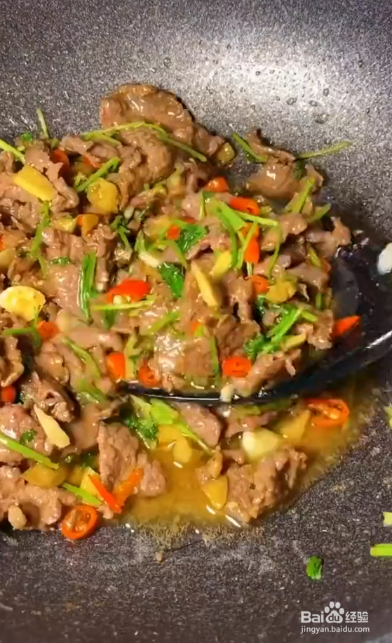 小炒牛肉怎么做？