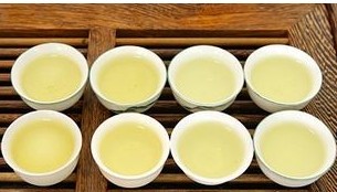 怎样品饮安溪铁观音